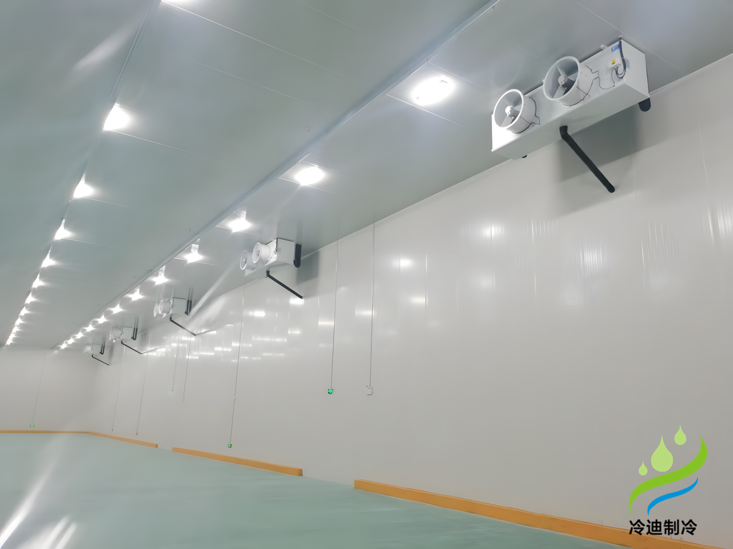 標(biāo)準(zhǔn)冷庫(kù)建設(shè)多少錢(qián)一平方?(圖1)